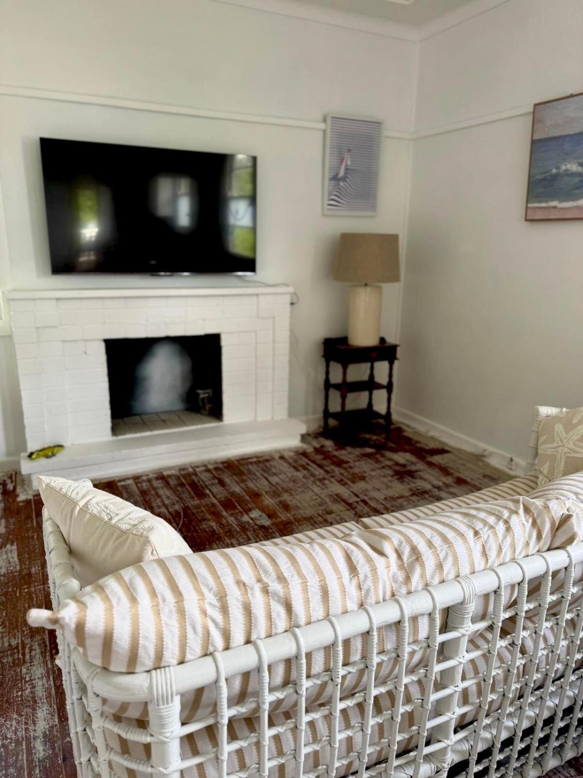 בולי Sandon Point Coastal Cottage מראה חיצוני תמונה
